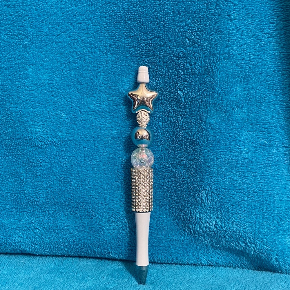 Silver and White Star Accent Pen